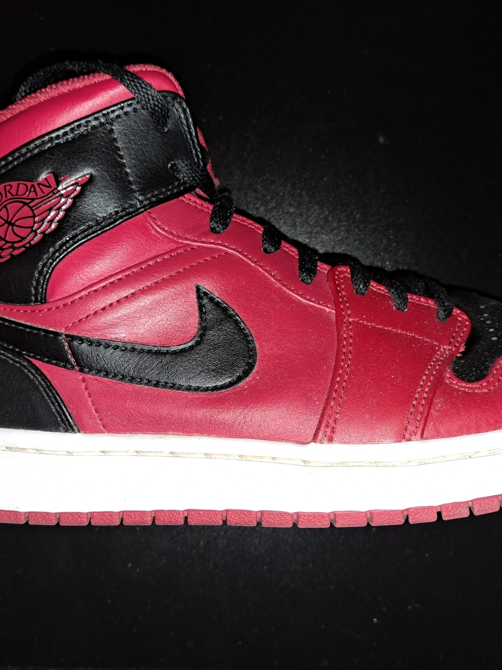 Nike Air Jordan 1 Mid Reverse Bred Black Red White 554724-660 Men's Size 9.5 - Picture 5 of 10